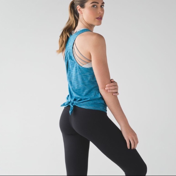 Lululemon Salute the Sun Tank - Picture 3 of 9